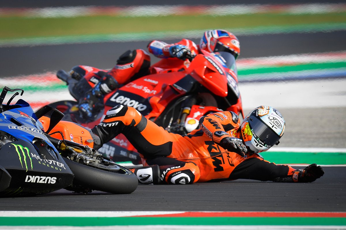 Joan Mir, Team Suzuki MotoGP, Danilo Petrucci, Red Bull KTM Tech 3, caída