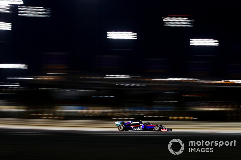 Алекс Албон, Toro Rosso STR14