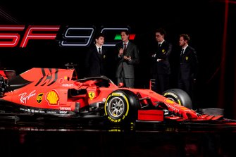 Charles Leclerc, Ferrari, Sebastian Vettel, Ferrari, Mattia Binotto, Ferrari Team Principal