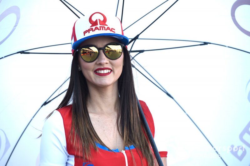 Grid girl