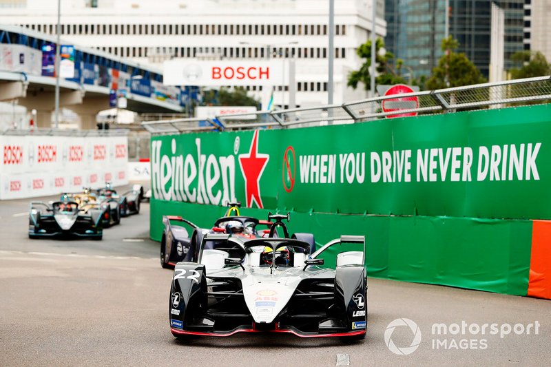 Oliver Rowland, Nissan e.Dams, Nissan IMO1, en la salida