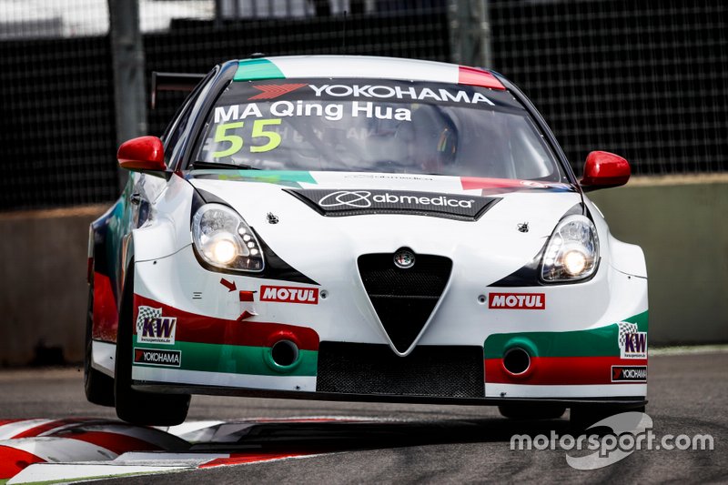 Ma Qing Hua, Team Mulsanne Alfa Romeo Giulietta TCR