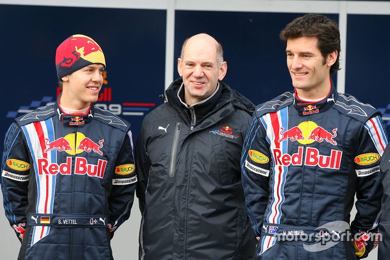 Sebastian Vettel, Red Bull racing, Mark Webber, Red Bull Racing avec Adrian Newey, directeur technique Red Bull Racing