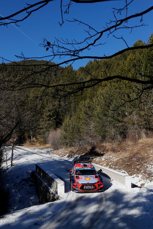 Thierry Neuville, Nicolas Gilsoul, Hyundai Motorsport Hyundai i20 Coupe WRC