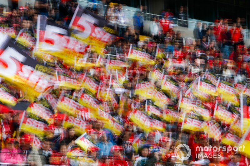 Crowd support for Sebastian Vettel, FerrariCrowd support for Sebastian Vettel, Ferrari