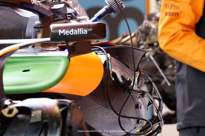 McLaren MCL60 detalle