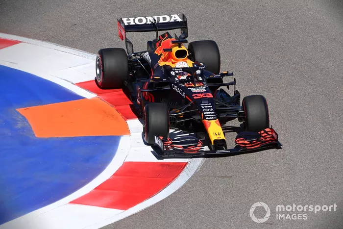 Max Verstappen, Red Bull Racing RB16B