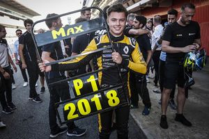 2018 champion Max Fewtrell, R-Ace GP