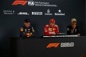 (Da sx a dx): Max Verstappen, Red Bull Racing, Kimi Raikkonen, Ferrari e Lewis Hamilton, Mercedes AMG F1, in conferenza stampa