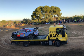 Crash of Thierry Neuville, Nicolas Gilsoul, Hyundai New i20 WRC, Hyundai Motorsport