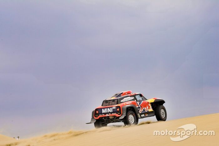 #304 X-Raid Mini JCW Team: Stephane Peterhansel, David Castera