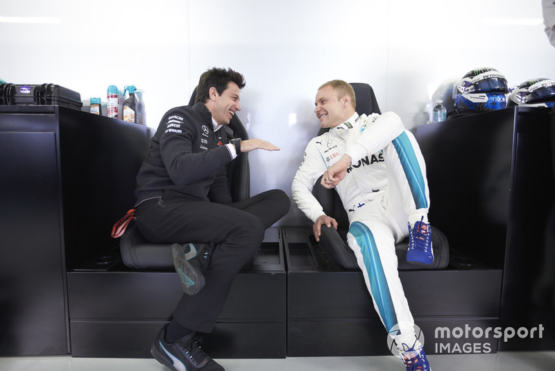 Toto Wolff, Executive Director (Business), Mercedes AMG, with Valtteri Bottas, Mercedes AMG F1