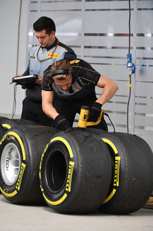Pirelli engineers and Pirelli tyres