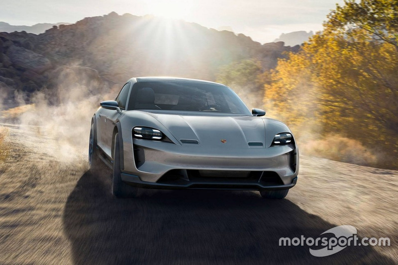 Porsche Mission E Cross Turismo
