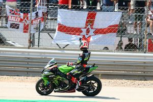 Le vainqueur Jonathan Rea, Kawasaki Racing