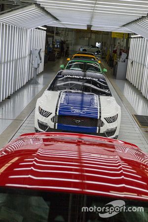 2019 Monster Energy NASCAR Cup Series Mustang