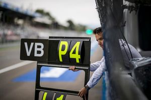 Pit board for Valtteri Bottas, Mercedes AMG F1