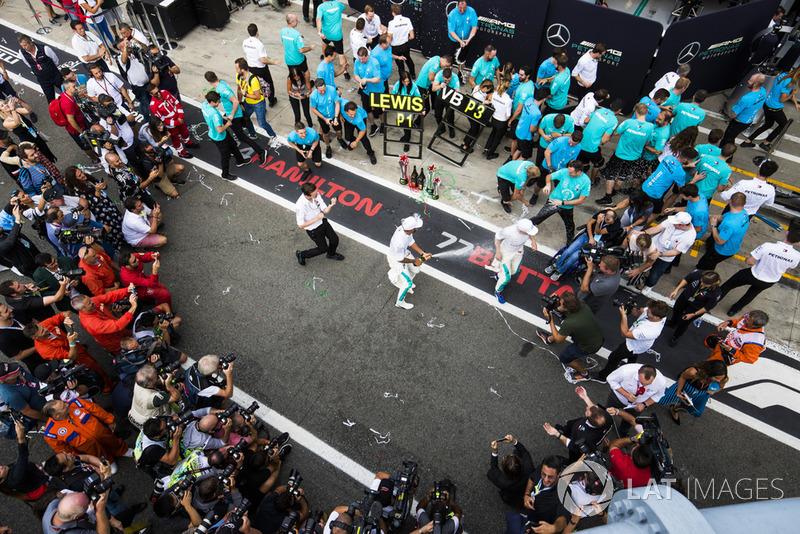 Lewis Hamilton győzelme az Olasz Nagydíjon