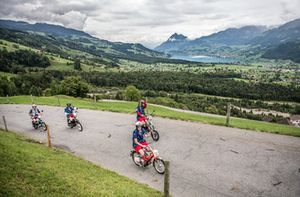 Participants à l'Alpenbrevet