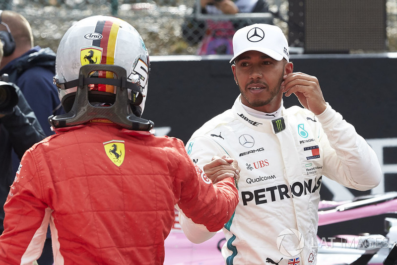Sebastian Vettel, Ferrari, Lewis Hamilton, Mercedes AMG F1