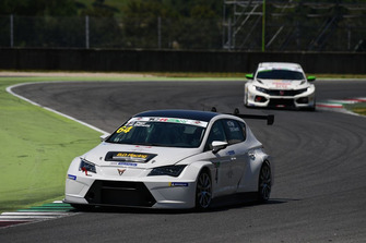 Seat Leon TCR DSG #6: Papi-Danetti