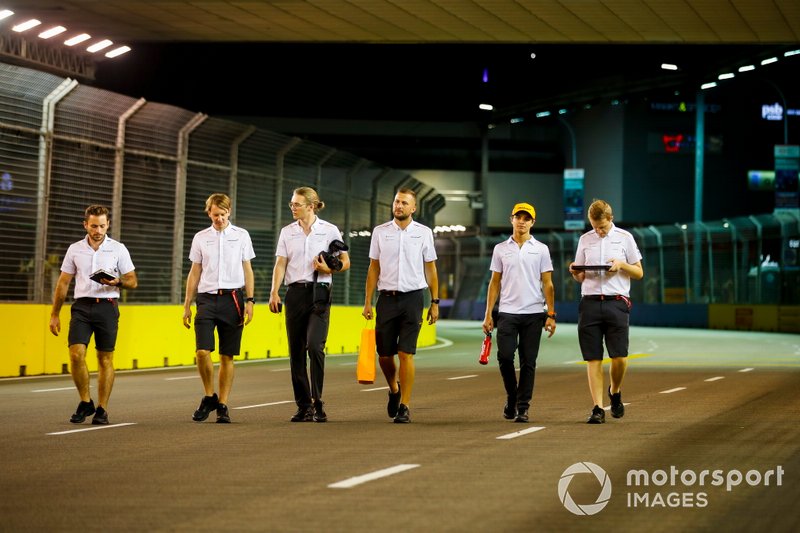 Lando Norris, McLaren walks the track