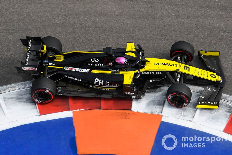 Daniel Ricciardo, Renault F1 Team R.S.19