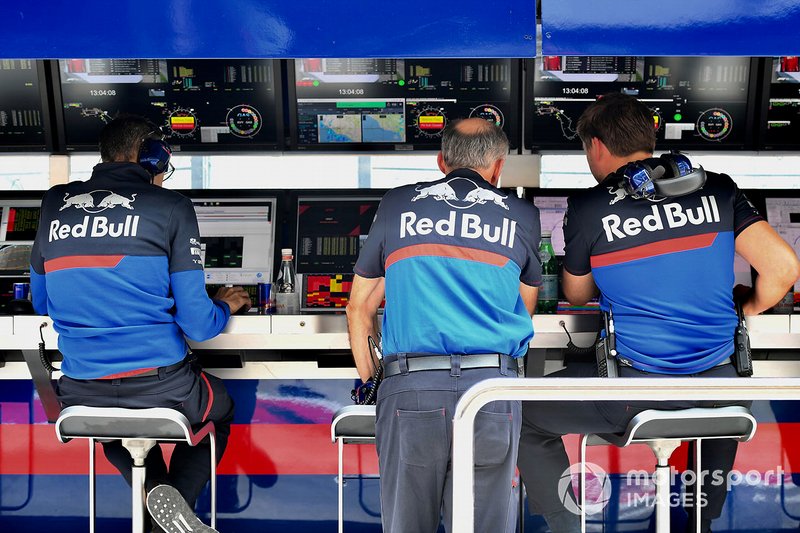 Franz Tost, Team Principal, Toro Rosso, on the pit wall