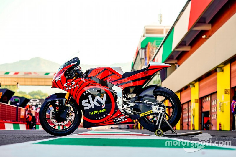 Livrea tricolore sulla moto di Luca Marini, Sky Racing Team VR46