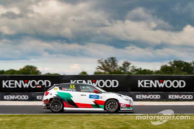 Ma Qing Hua, Team Mulsanne Alfa Romeo Giulietta TCR