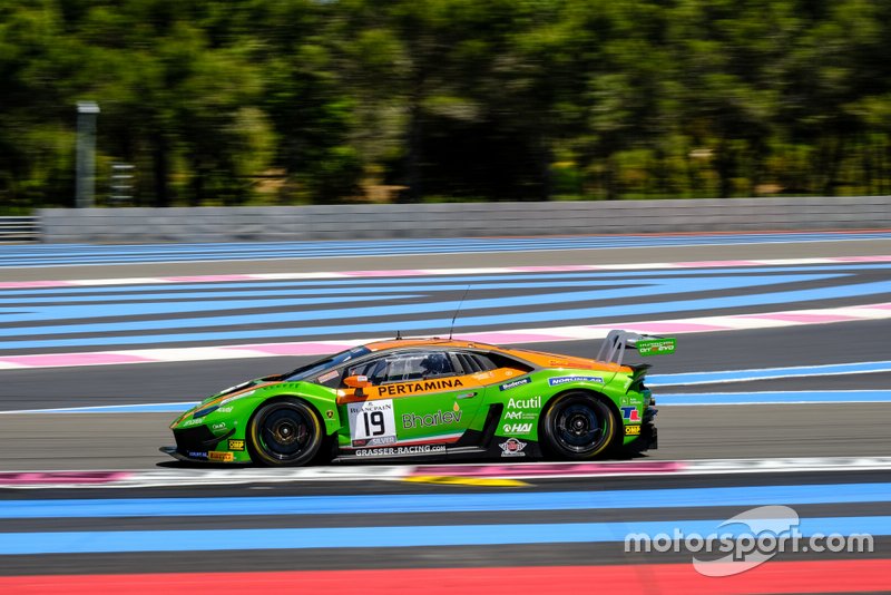 #19 GRT Grasser Racing Team Lamborghini Huracan GT3 Evo: Lucas Mauron, Gerhard Tweraser, Arno Santamato