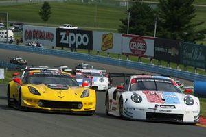 #4 Corvette Racing Corvette C7.R, GTLM: Oliver Gavin, Tommy Milner, #912 Porsche GT Team Porsche 911 RSR, GTLM: Earl Bamber, Laurens Vanthoor