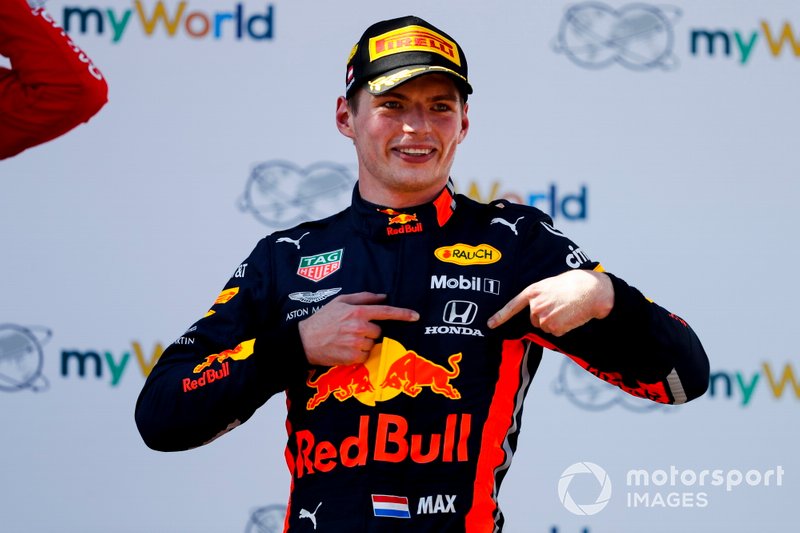 Podio: ganador de la carrera Max Verstappen, Red Bull Racing