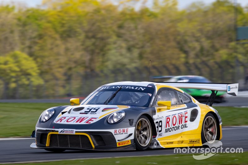 #99 ROWE Racing Porsche 911 GT3 R: Dennis Olsen, Dirk Werner, Matt Campbell