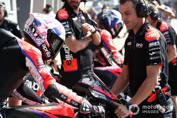 Aleix Espargaró, Aprilia Racing Team