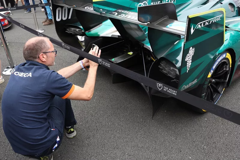 #007 Aston Martin Thor Team Aston Martin Valkyrie : Harry Tincknell, Tom Gamble, Ross Gunn