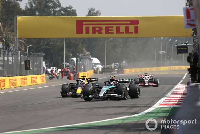 Andrea Kimi Antonelli, Mercedes F1 W15, Max Verstappen, Red Bull Racing RB20, Kevin Magnussen, Haas VF-24