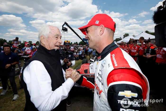 Scott McLaughlin, Team Penske Chevrolet, podio, propietario del equipo Roger Penske