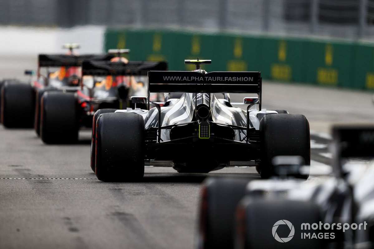 Pierre Gasly, AlphaTauri AT01, in pit lane