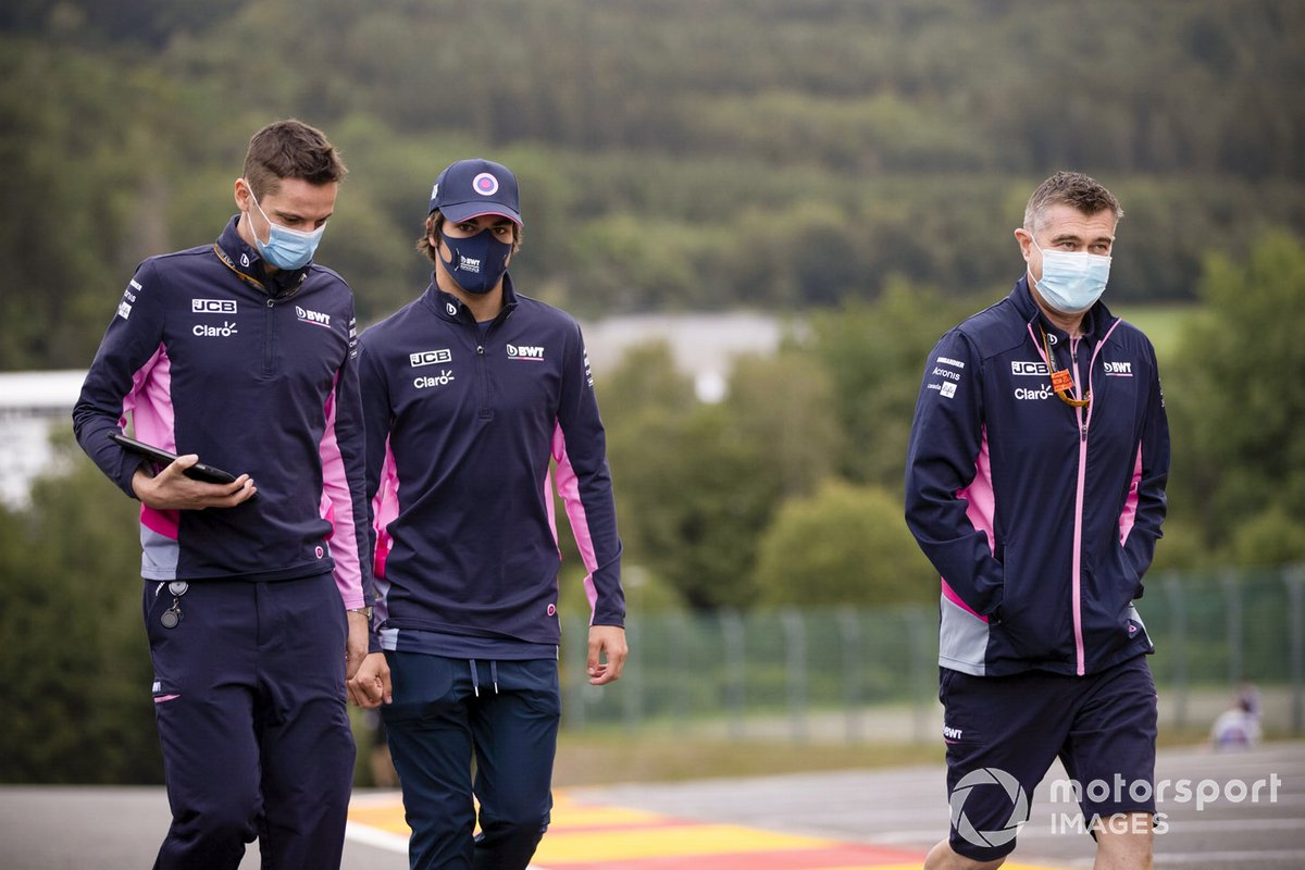 Lance Stroll, Racing Point, recorre la pista de Spa