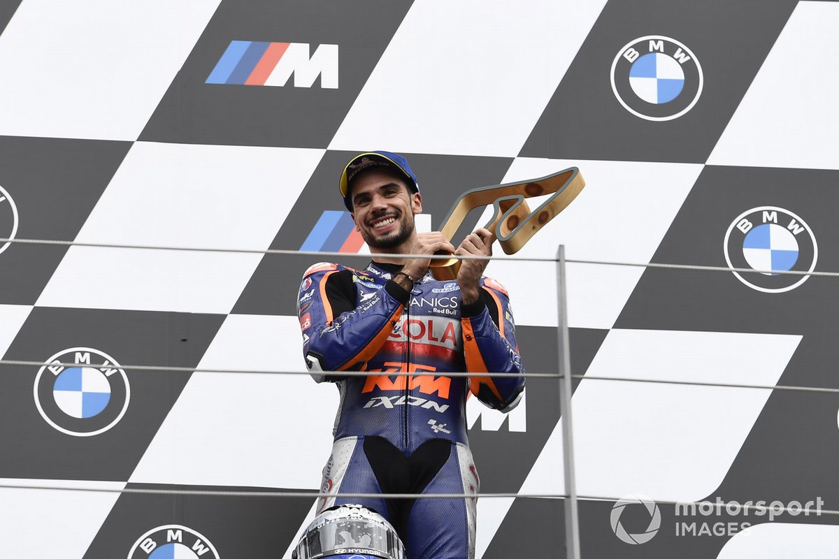 Miguel Oliveira, Red Bull KTM Tech 3 vince la gara
