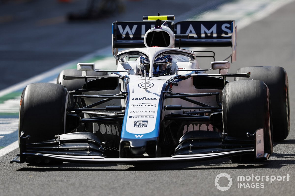 Николя Латифи за рулем Williams FW43
