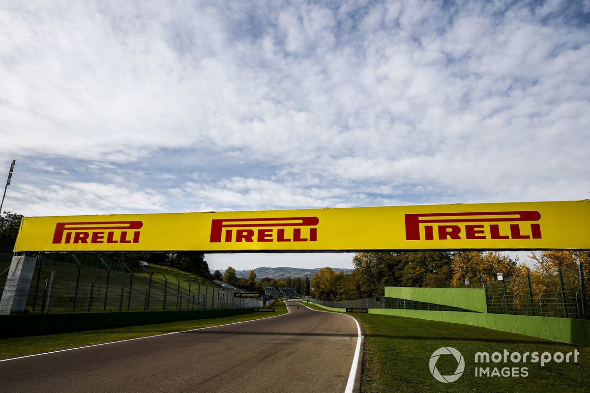 Panneaux Pirelli