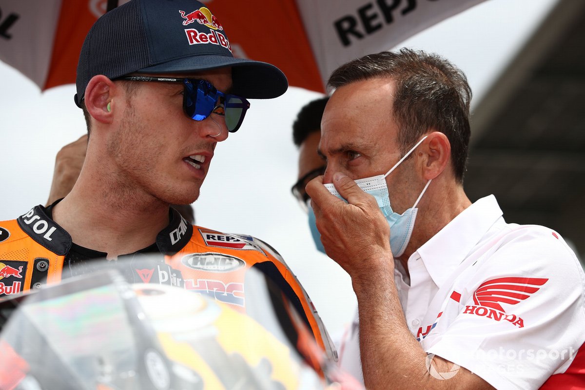 Pol Espargaró, Equipo Repsol Honda, Alberto Puig, Director del Equipo Repsol Honda de MotoGP