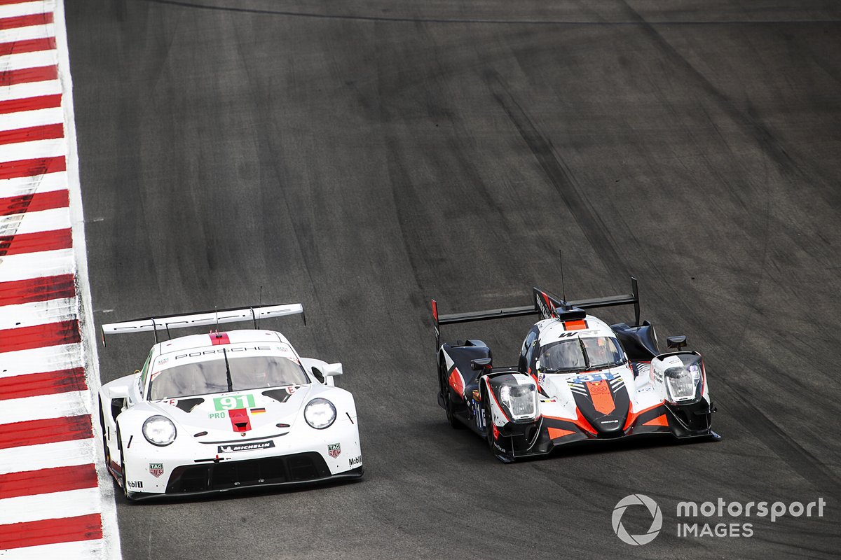 #91 Porsche GT Team Porsche 911 RSR - 19: Gianmaria Bruni, Richard Lietz, Frederic Makowiecki and #31 Team WRT Oreca 07 - Gibson: Robin Frijns, Ferdinand Habsburg-Lothringen, Charles Milesi