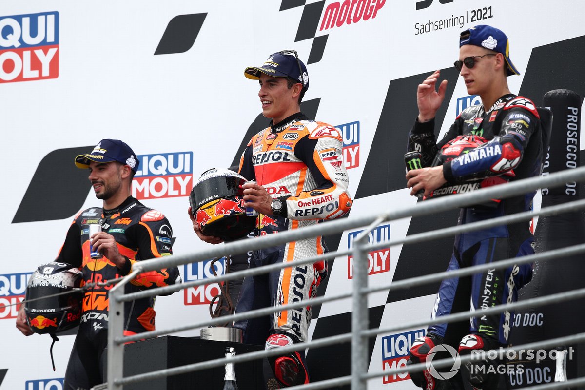 Podio: 1º Marc Márquez, 2º Miguel Oliveira, 3º Fabio Quartararo