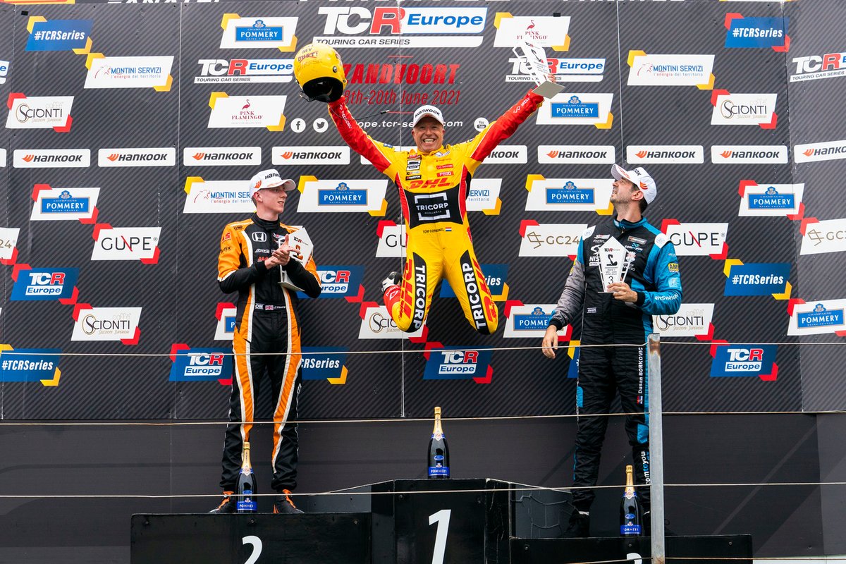 Podio: Jack Young, Brutal Fish Racing Team, Honda Civic Type R TCR, Tom Coronel, Comtoyou Racing, Audi RS 3 LMS TCR e Dušan Borkovic, Comtoyou Racing, Audi RS 3 LMS TCR