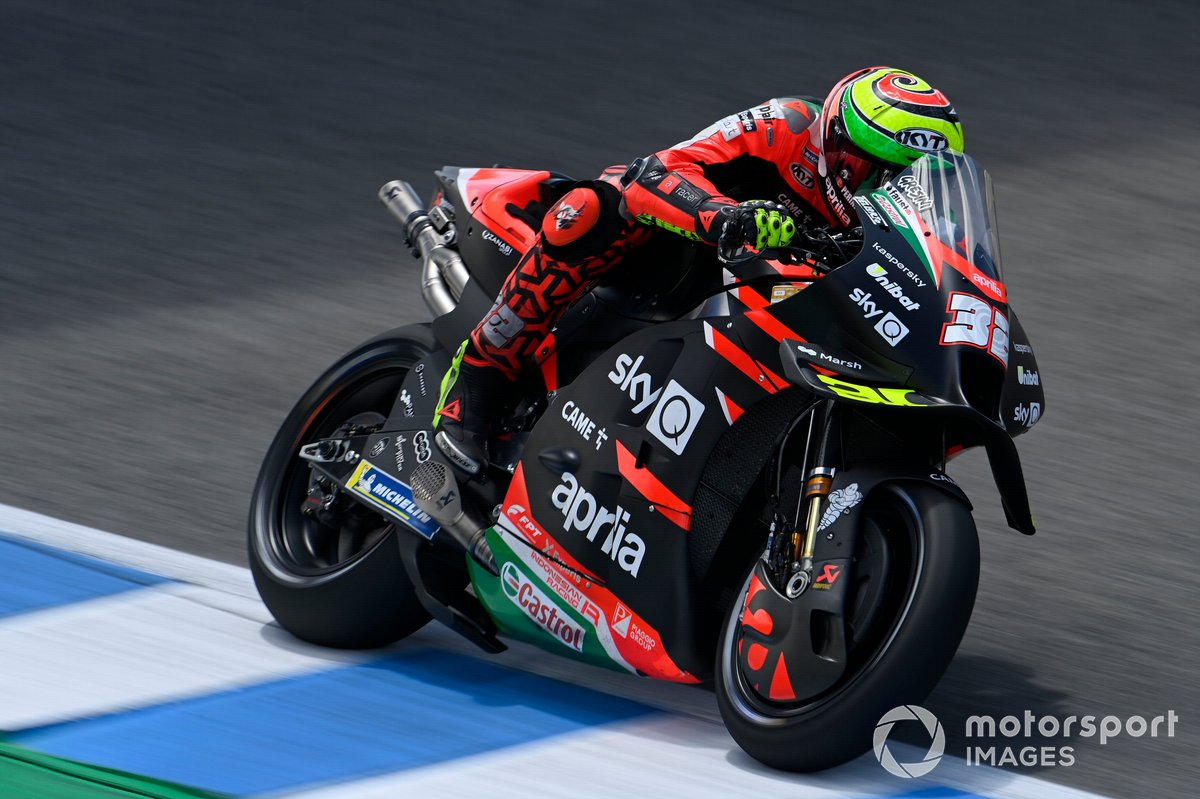 Lorenzo Savadori, Aprilia Racing Team Gresini