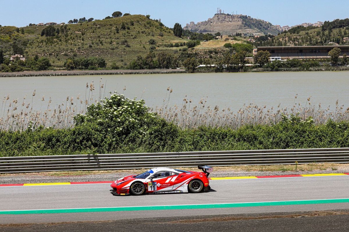 #11 Kessel Racing, Ferrari 488 GT3 Evo: Stephen Earle, David Perel