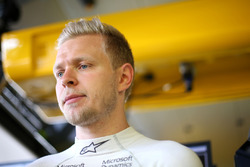 Kevin Magnussen, Renault Sport F1 Team